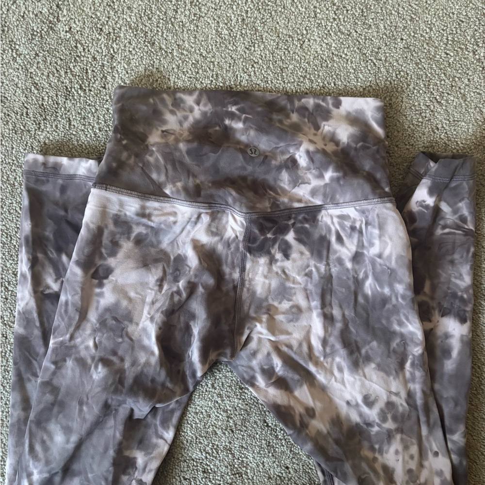 Lululemon diamond dye leggings